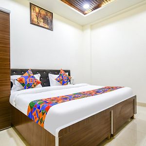 Fabhotel Crown Park